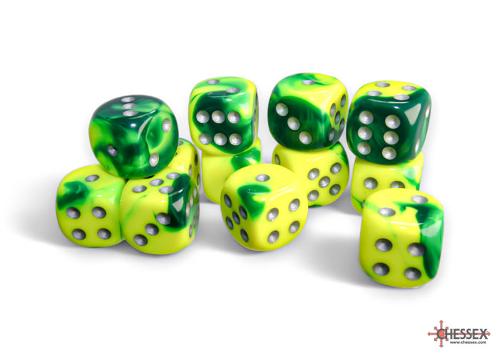 Chessex Gemeni Green-Yellow/Silver 16mm D6 (12 Dice)